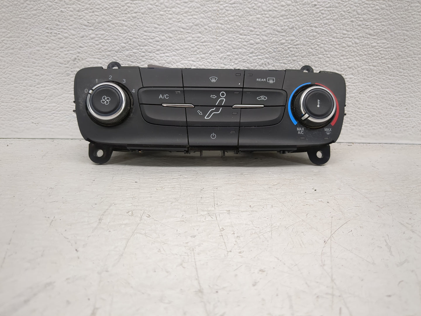 2015-2018 Ford Focus Climate Control Module Temperature AC/Heater Replacement P/N:F1ET-19980-JJ Fits Fits 2015 2016 2017 201