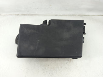 compare product 2017-2018 Ford Focus Fusebox Fuse Box Panel Relay Module P/N:GJ7T-14A076-BA Fits Fits 2017 2018 OEM Used Auto Parts