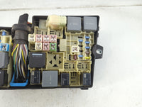 2017-2018 Ford Focus Fusebox Fuse Box Panel Relay Module P/N:GJ7T-14A076-BA Fits Fits 2017 2018 OEM Used Auto Parts - Oemuse