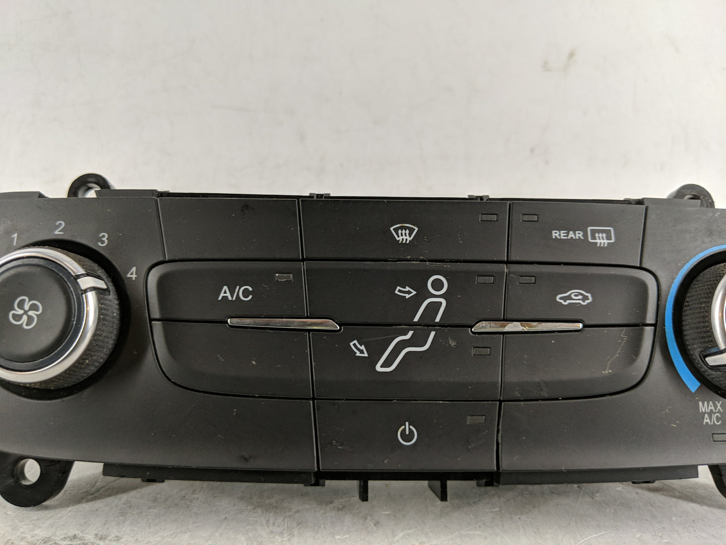 2015-2018 Ford Focus Climate Control Module Temperature AC/Heater Replacement P/N:F1ET-19980-JJ Fits Fits 2015 2016 2017 201