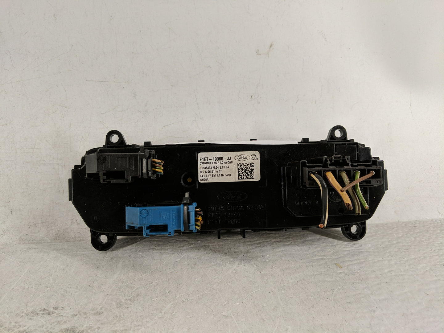 2015-2018 Ford Focus Climate Control Module Temperature AC/Heater Replacement P/N:F1ET-19980-JJ Fits Fits 2015 2016 2017 201