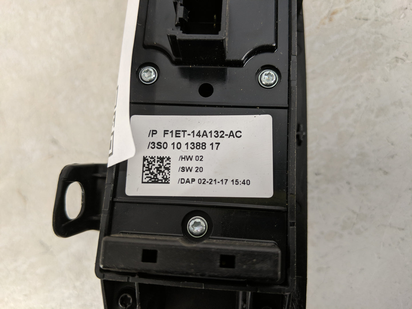 2012-2018 Ford Focus Master Power Window Switch Replacement Driver Side Left P/N:F1ET-14A132-AC 1085502X Fits OEM Used Auto 