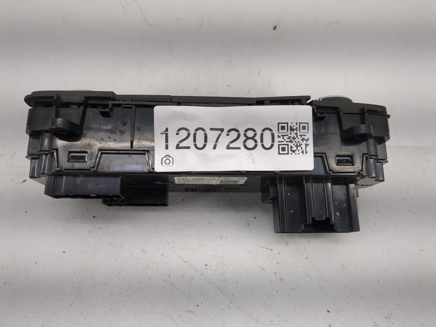 2015-2018 Ford Focus Climate Control Module Temperature AC/Heater Replacement P/N:F1ET-19980-LJ Fits Fits 2015 2016 2017 201