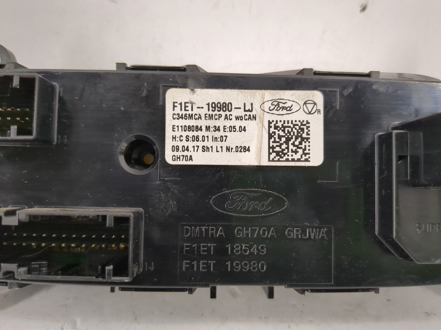2015-2018 Ford Focus Climate Control Module Temperature AC/Heater Replacement P/N:F1ET-19980-LJ Fits Fits 2015 2016 2017 201