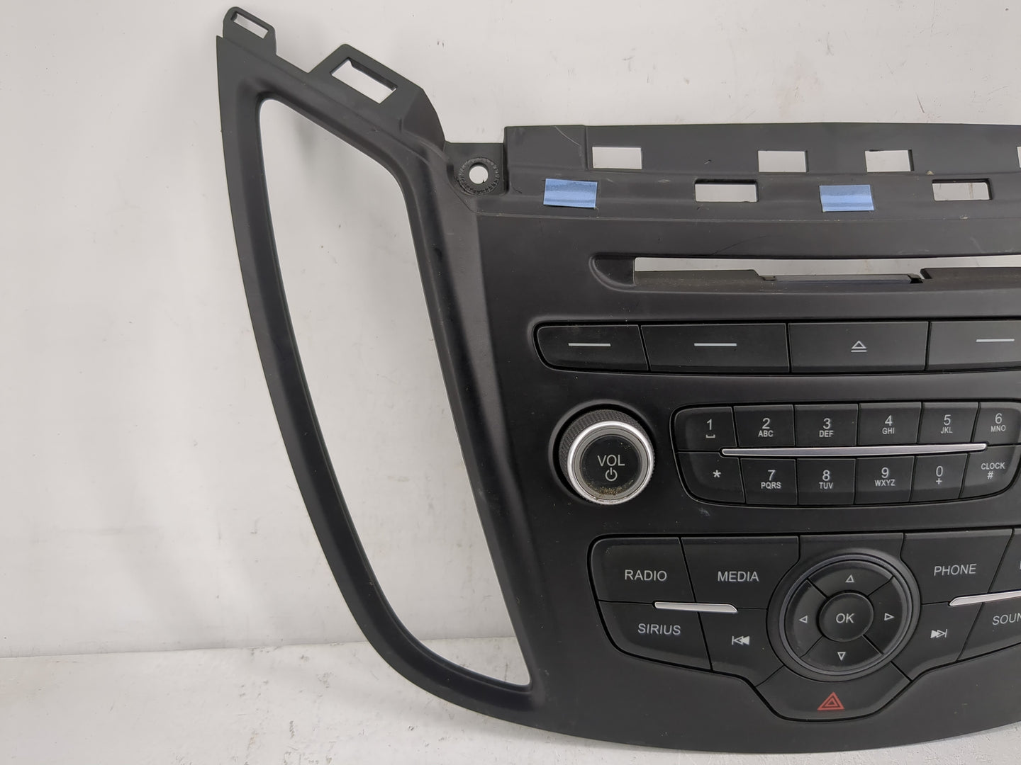 2015-2018 Ford Focus Radio AM FM Cd Player Receiver Replacement P/N:17011886-01 F1ET18K811KD Fits Fits 2015 2016 2017 2018 2