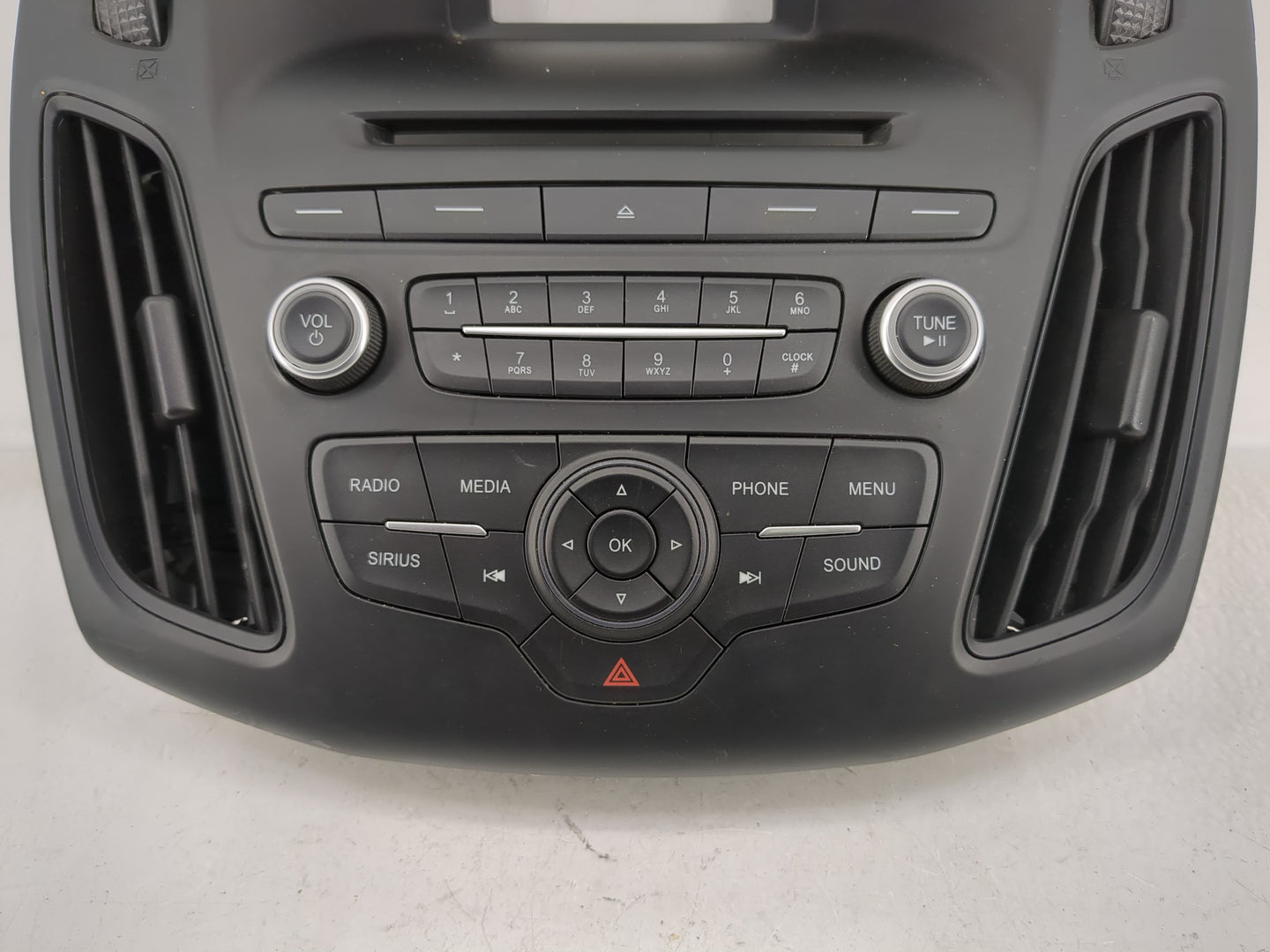 2015-2018 Ford Focus Radio Control Panel - Oemusedautoparts1.com
