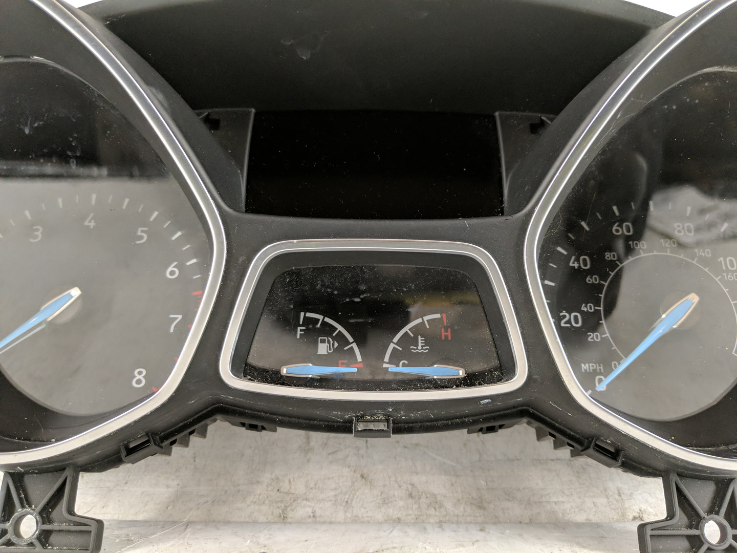 2016-2018 Ford Focus Instrument Cluster Speedometer Gauges P/N:VPFMGF-10849-CTE F1ET-10849-CTN Fits Fits 2016 2017 2018 OEM 