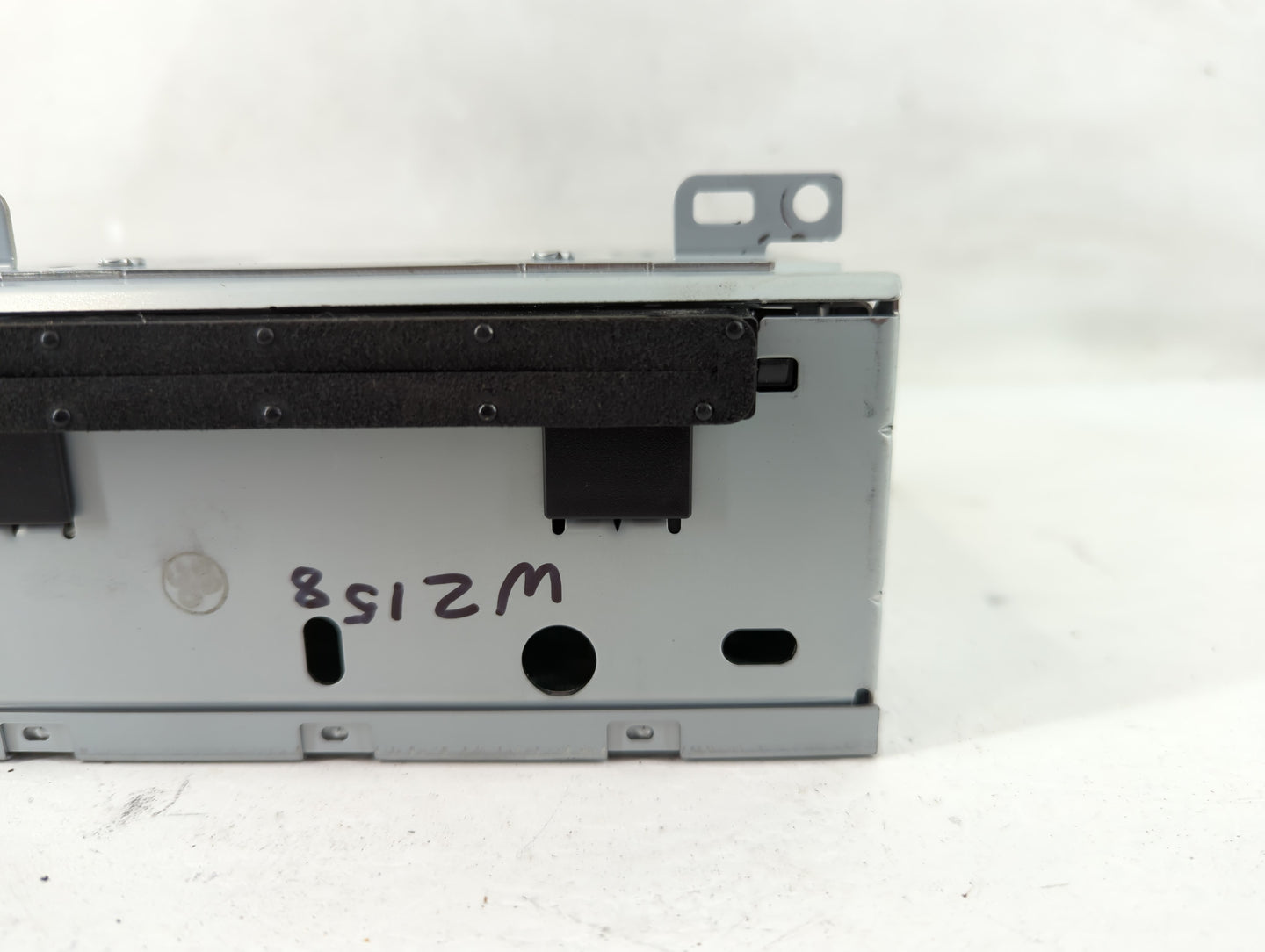 2017-2018 Ford Focus Radio AM FM Cd Player Receiver Replacement P/N:FM5T-19C107-JG Fits Fits 2017 2018 OEM Used Auto Parts -