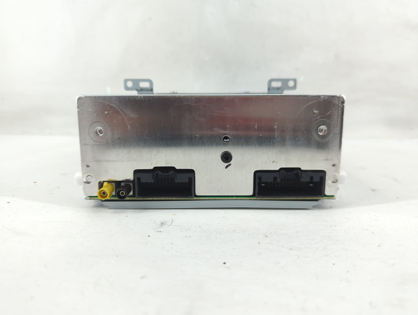 2017-2018 Ford Focus Radio AM FM Cd Player Receiver Replacement P/N:FM5T-19C107-JG Fits Fits 2017 2018 OEM Used Auto Parts -