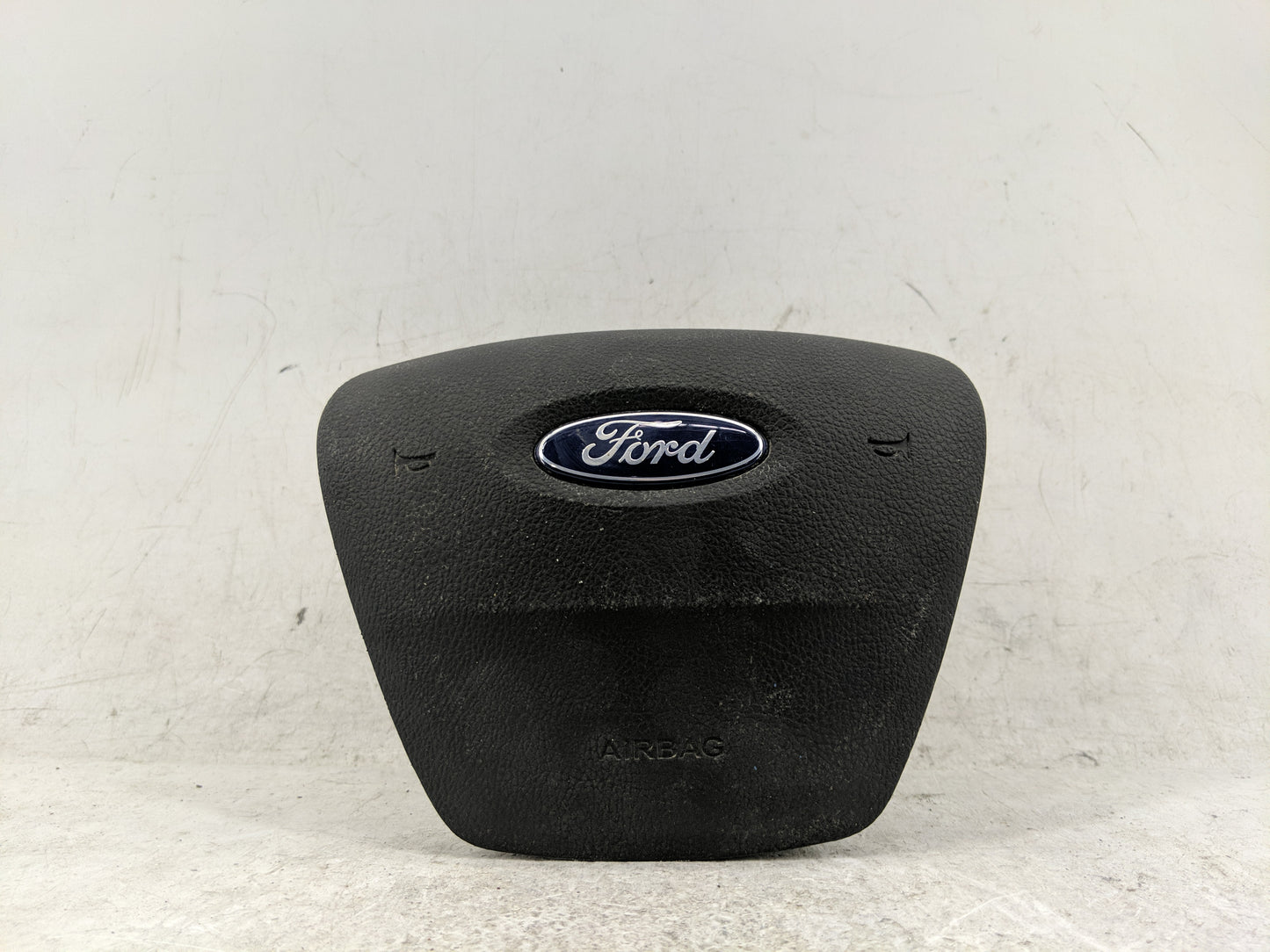 2017 Ford Focus Air Bag Driver Left Steering Wheel Mounted - Oemusedautoparts1.com
