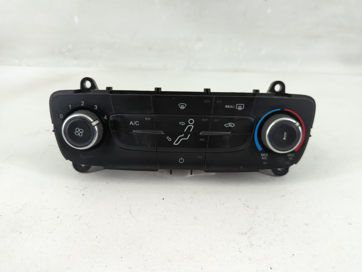 2015-2018 Ford Focus Climate Control Module Temperature AC/Heater Replacement P/N:F1ET-19980-JJ Fits Fits 2015 2016 2017 201