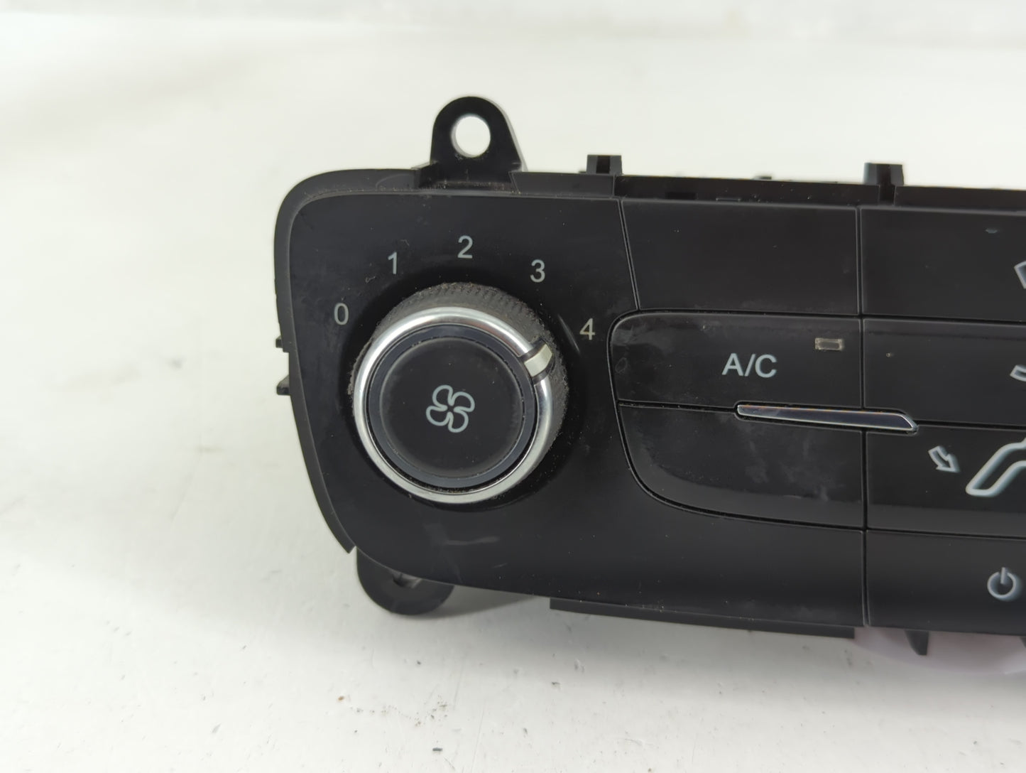 2015-2018 Ford Focus Climate Control Module Temperature AC/Heater Replacement P/N:F1ET-19980-JJ Fits Fits 2015 2016 2017 201