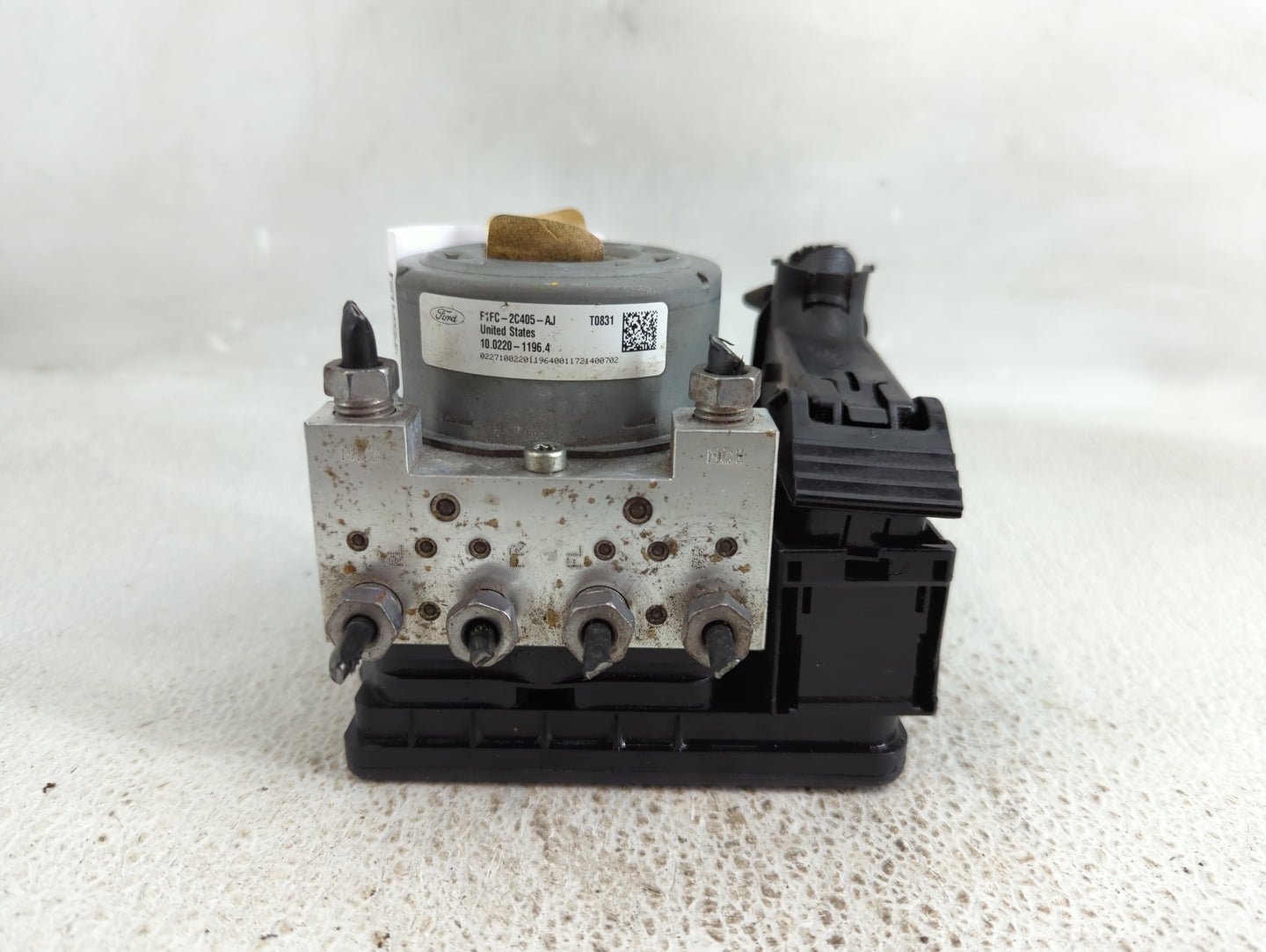 2016-2018 Ford Focus ABS Pump Control Module Replacement P/N:F1FC-2C405-AJ Fits Fits 2016 2017 2018 OEM Used Auto Parts - Oe
