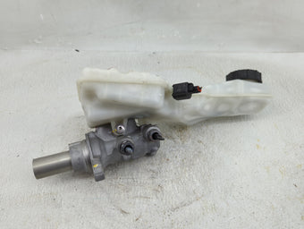 compare product 2012-2018 Ford Focus Brake Master Cylinder