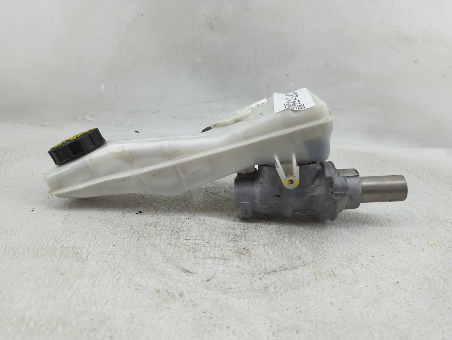 2012-2018 Ford Focus Brake Master Cylinder - Oemusedautoparts1.com