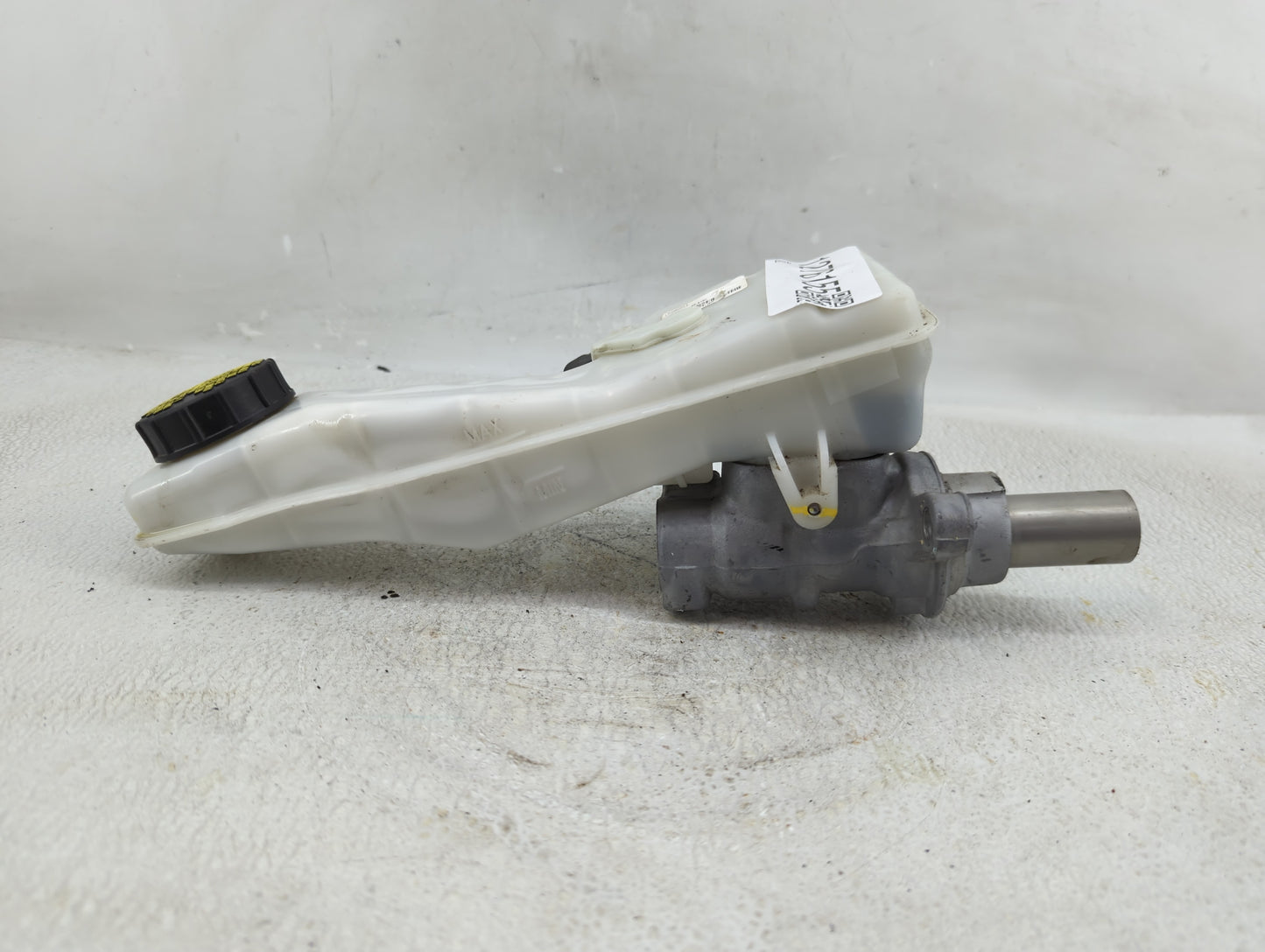 2012-2018 Ford Focus Brake Master Cylinder - Oemusedautoparts1.com