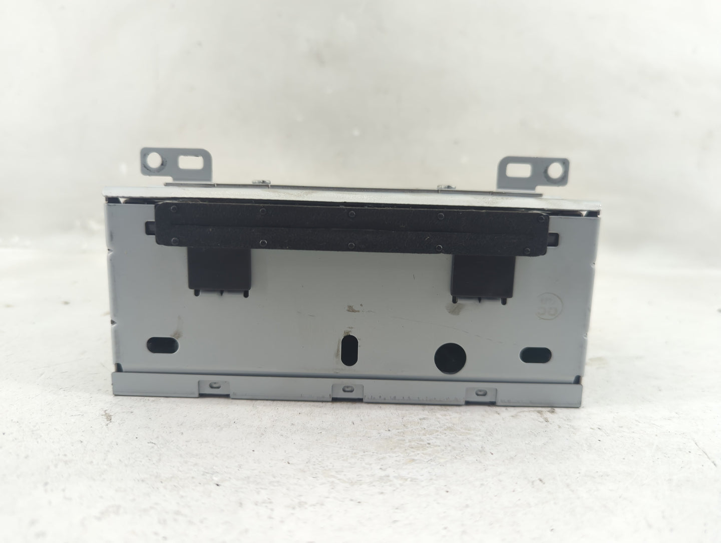 2017-2018 Ford Focus Radio AM FM Cd Player Receiver Replacement P/N:FM5T-19C107-JG Fits Fits 2017 2018 OEM Used Auto Parts -