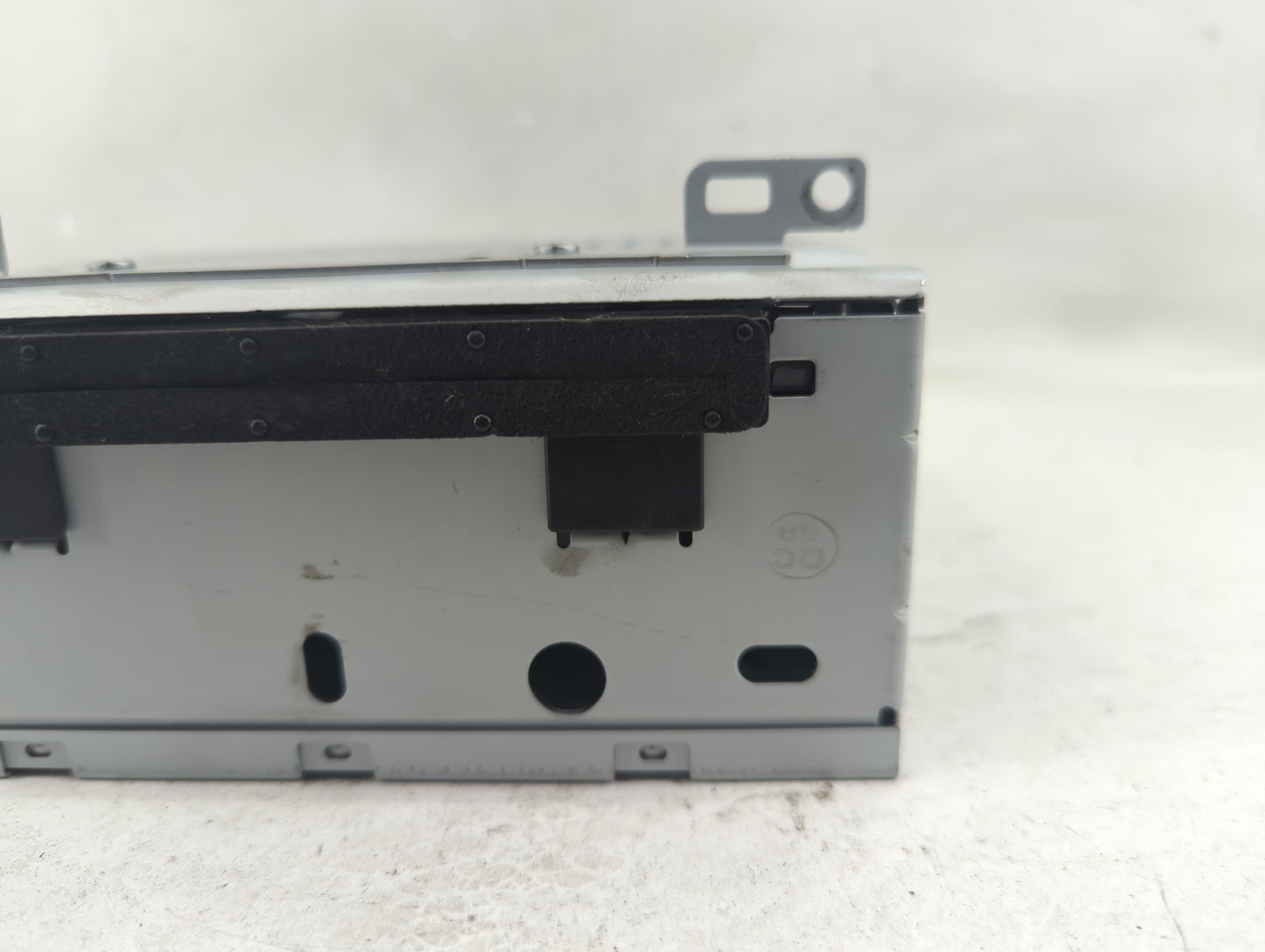 2017-2018 Ford Focus Radio AM FM Cd Player Receiver Replacement P/N:FM5T-19C107-JG Fits Fits 2017 2018 OEM Used Auto Parts -