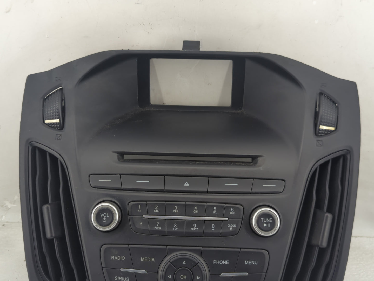 2015-2018 Ford Focus Radio Control Panel - Oemusedautoparts1.com