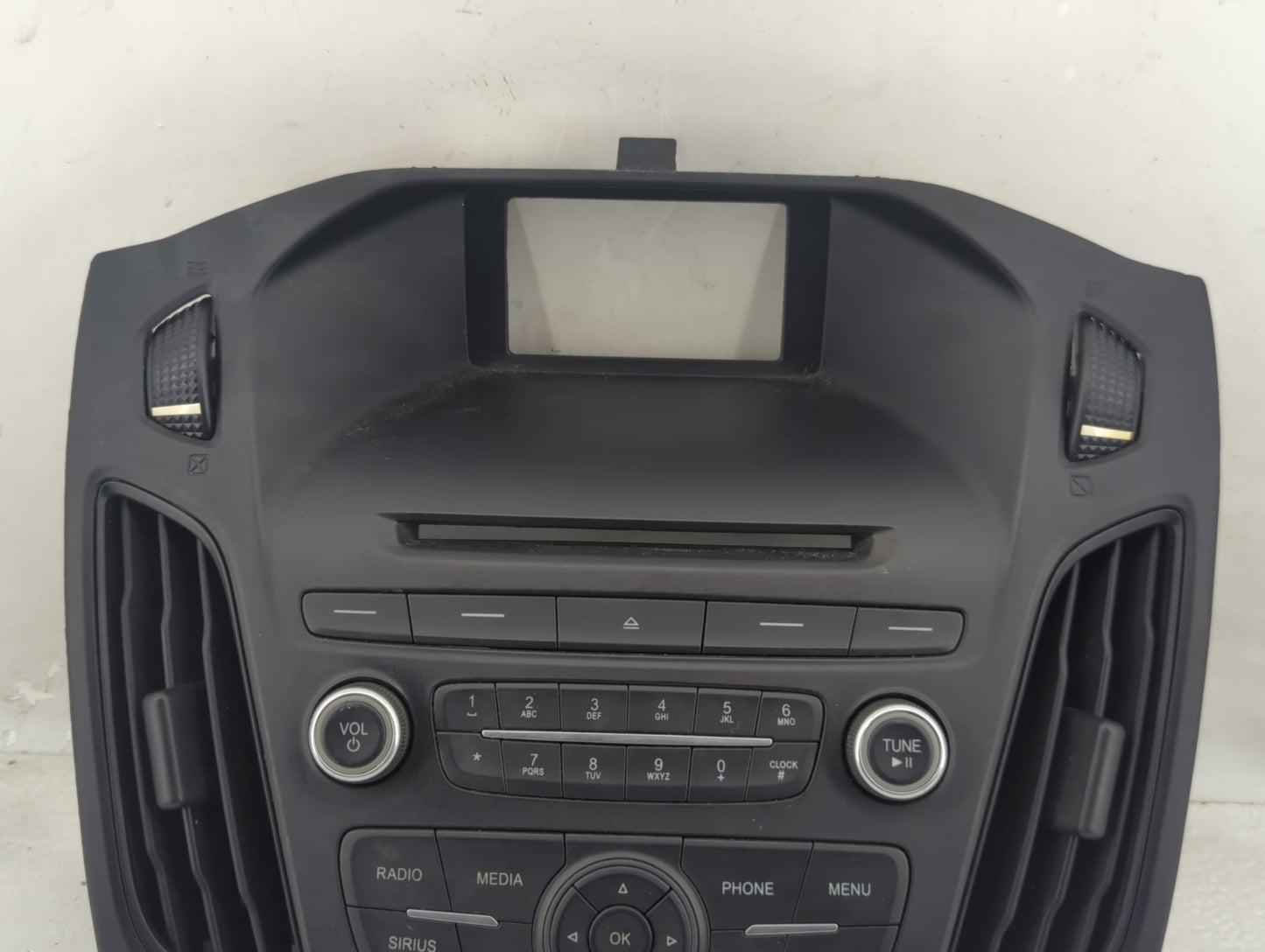 2015-2018 Ford Focus Radio Control Panel - Oemusedautoparts1.com