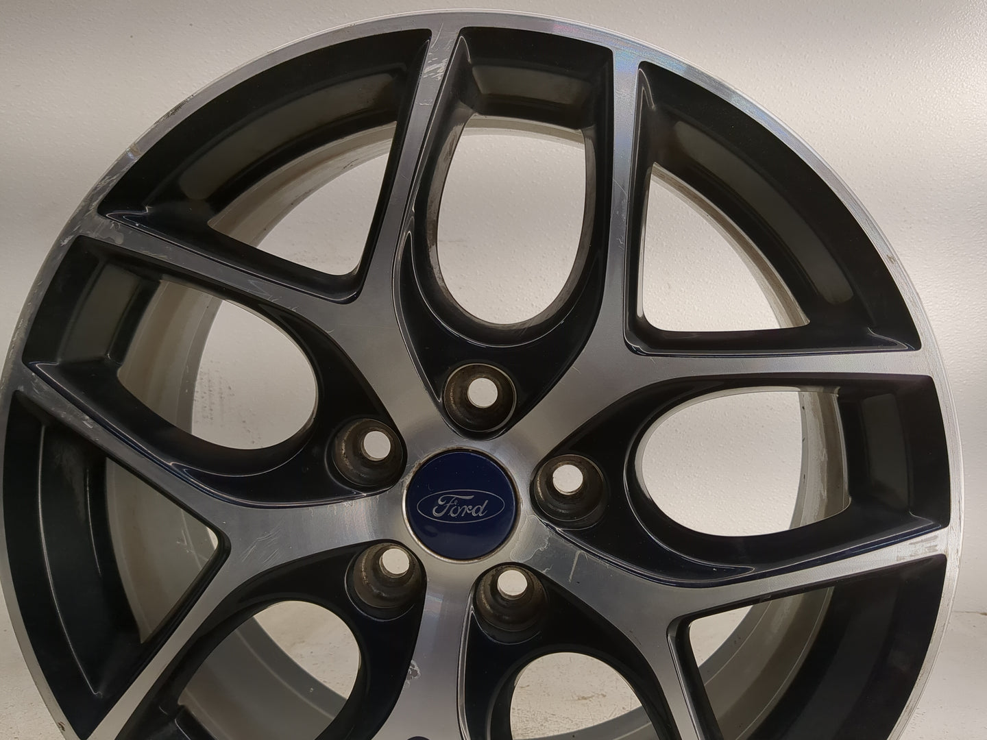 2015-2018 Ford Focus Oem Wheel Rim - Oemusedautoparts1.com
