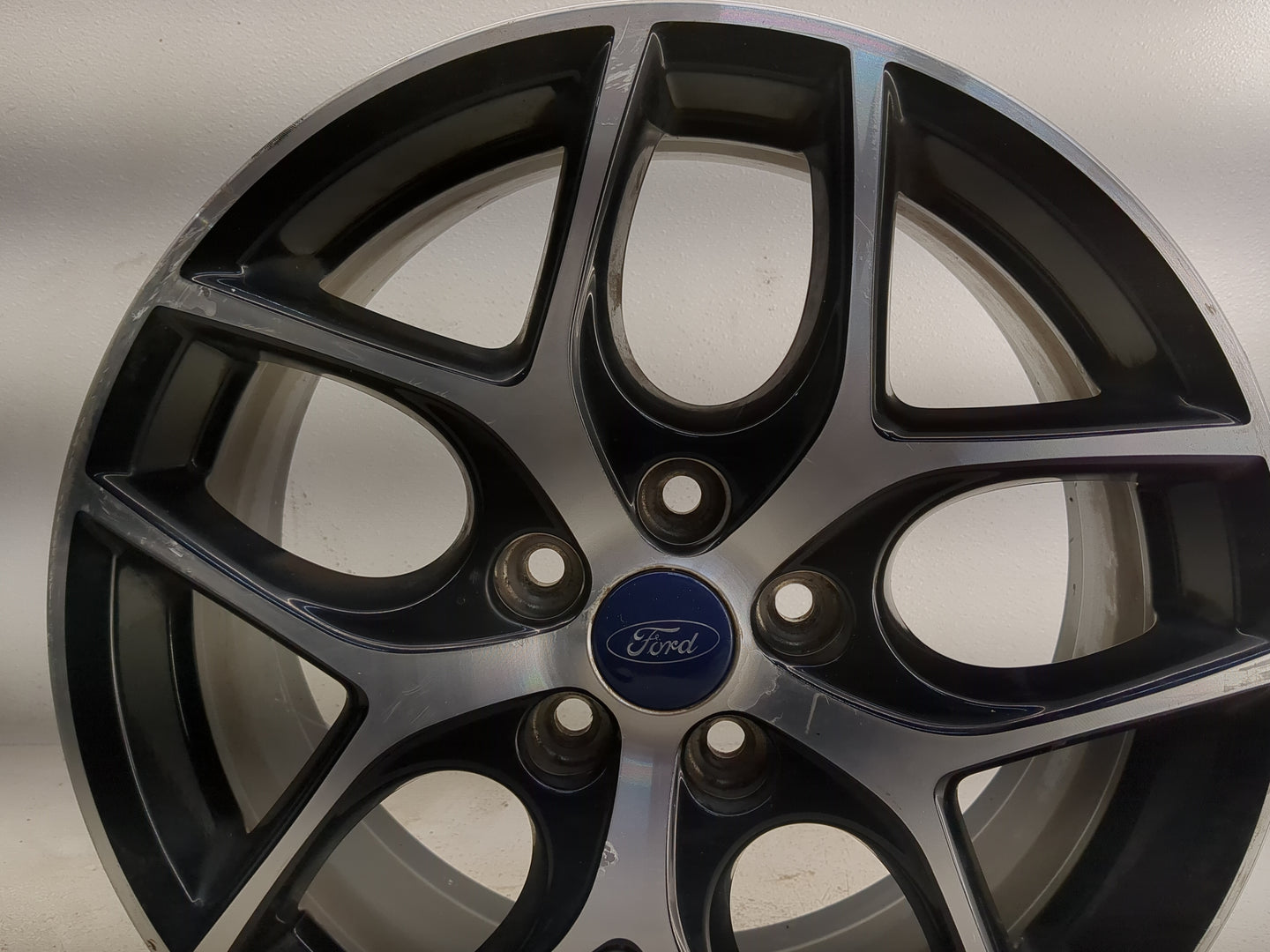 2015-2018 Ford Focus Oem Wheel Rim - Oemusedautoparts1.com