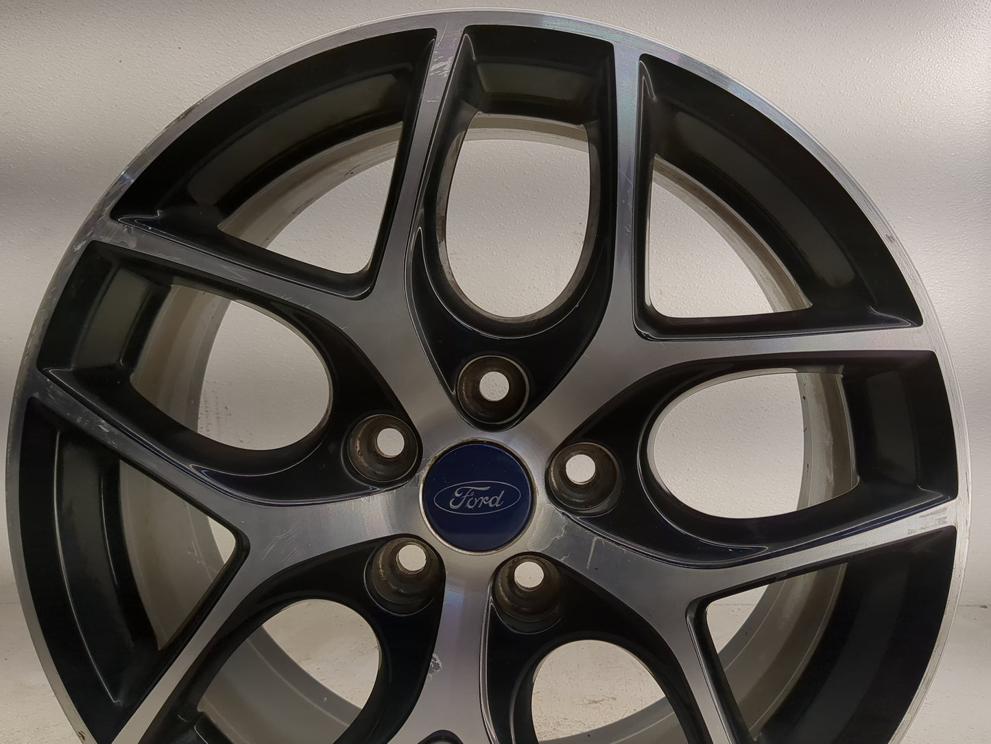 2015-2018 Ford Focus Oem Wheel Rim - Oemusedautoparts1.com