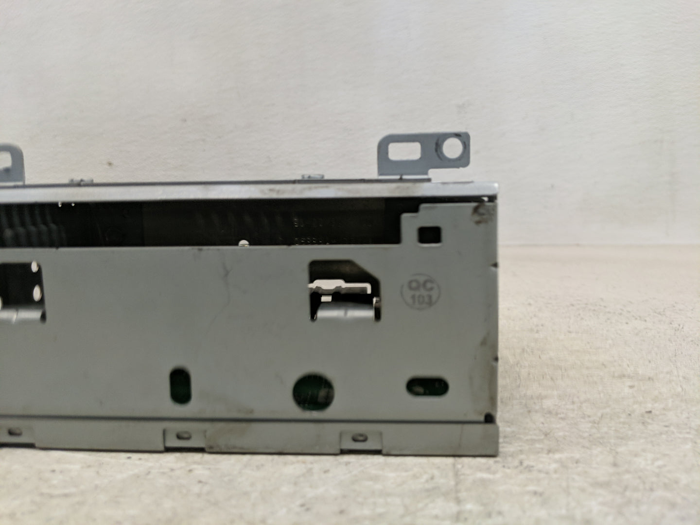 2017-2018 Ford Focus Radio AM FM Cd Player Receiver Replacement P/N:JM5T-18D818-BA FM5T-19C107-JH Fits Fits 2017 2018 OEM Us