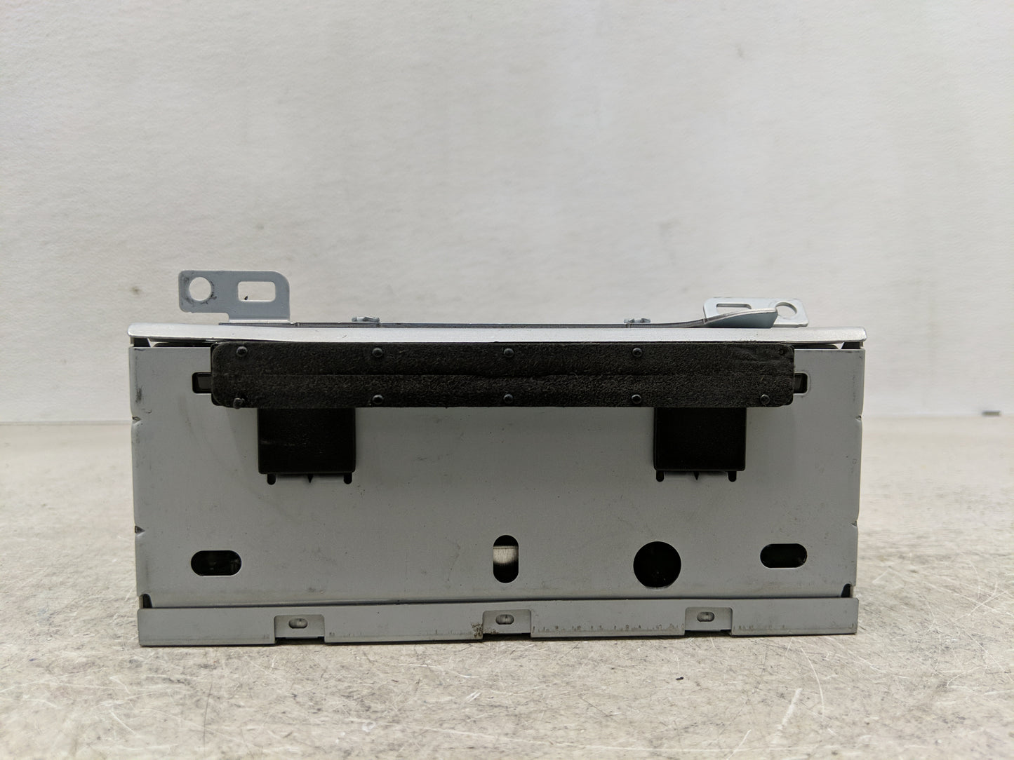 2016-2018 Ford Focus Radio AM FM Cd Player Receiver Replacement P/N:FM5T-19C107-KG Fits Fits 2016 2017 2018 OEM Used Auto Pa