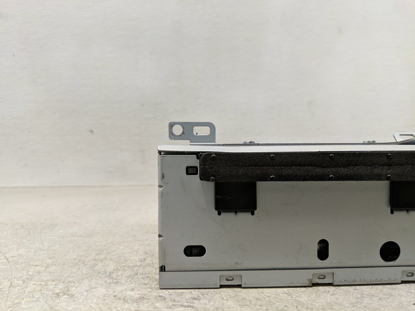 2016-2018 Ford Focus Radio AM FM Cd Player Receiver Replacement P/N:FM5T-19C107-KG Fits Fits 2016 2017 2018 OEM Used Auto Pa