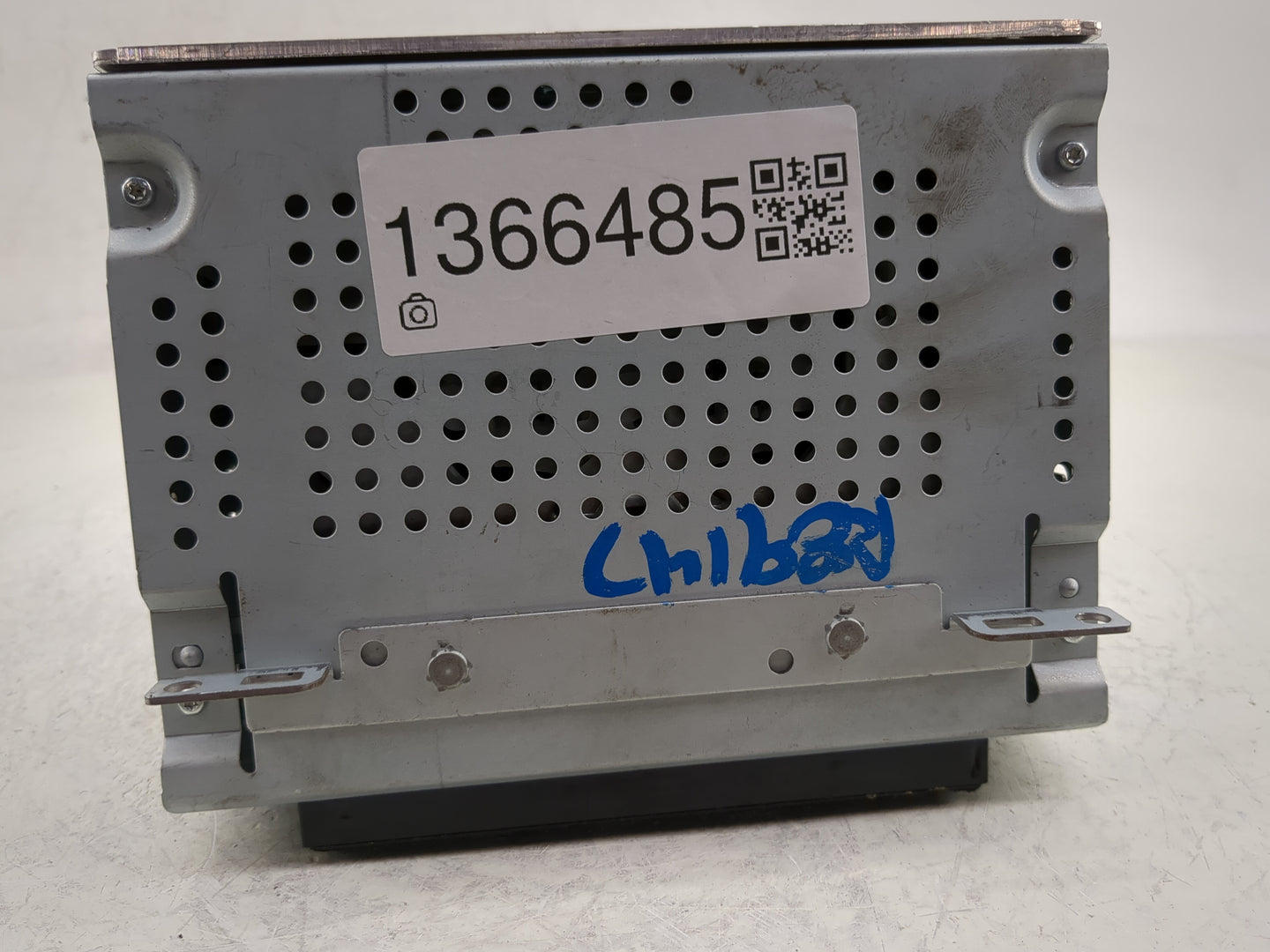 2016-2018 Ford Focus Radio AM FM Cd Player Receiver Replacement P/N:FM5T-19C107-HD Fits Fits 2016 2017 2018 OEM Used Auto Pa