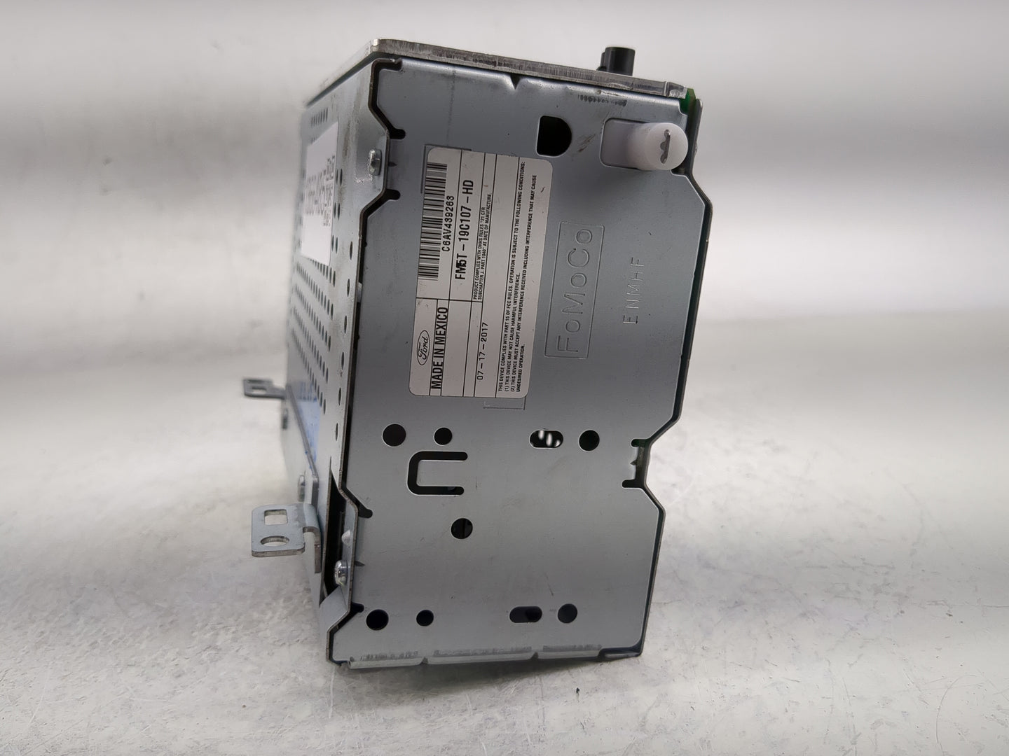 2016-2018 Ford Focus Radio AM FM Cd Player Receiver Replacement P/N:FM5T-19C107-HD Fits Fits 2016 2017 2018 OEM Used Auto Pa