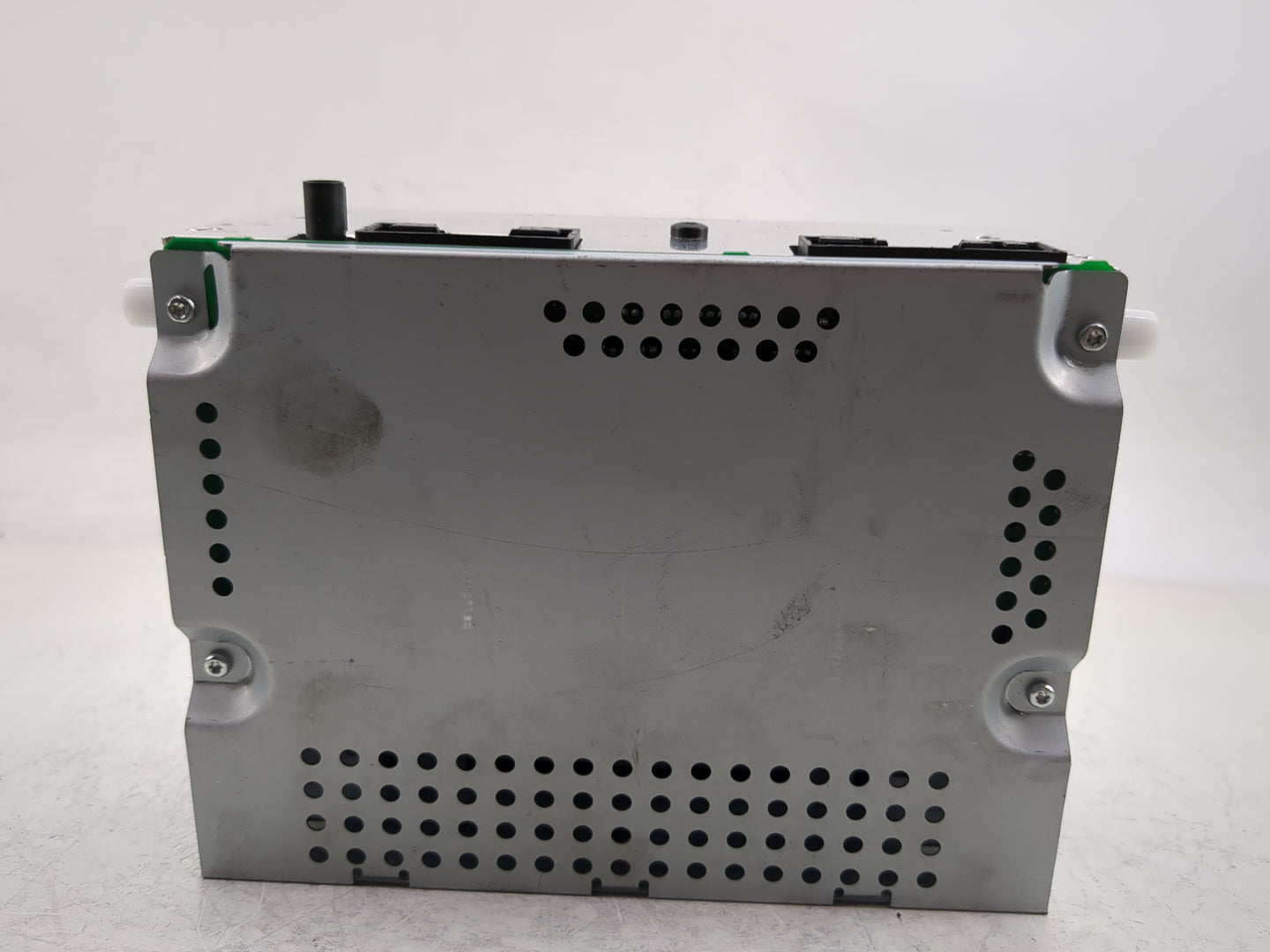 2016-2018 Ford Focus Radio AM FM Cd Player Receiver Replacement P/N:FM5T-19C107-HD Fits Fits 2016 2017 2018 OEM Used Auto Pa