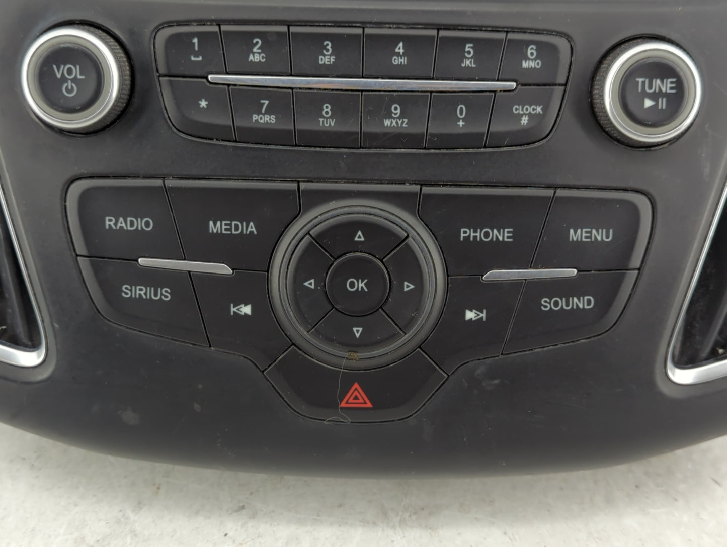 2015-2018 Ford Focus Radio AM FM Cd Player Receiver Replacement P/N:F1EZ18C858KD Fits Fits 2015 2016 2017 2018 2019 OEM Used