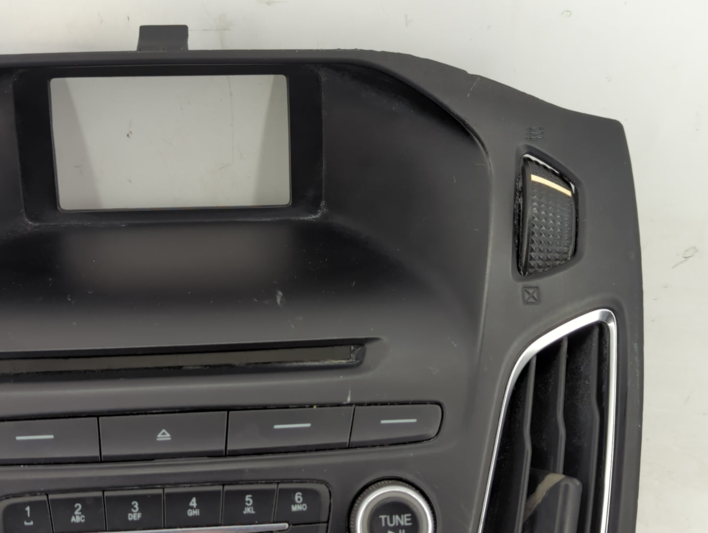 2015-2018 Ford Focus Radio AM FM Cd Player Receiver Replacement P/N:F1EZ18C858KD Fits Fits 2015 2016 2017 2018 2019 OEM Used