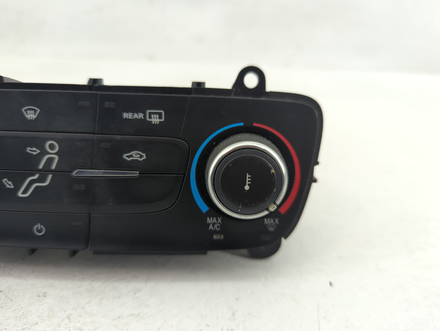 2015-2018 Ford Focus Climate Control Module Temperature AC/Heater Replacement P/N:F1ET-19980-JJ Fits Fits 2015 2016 2017 201