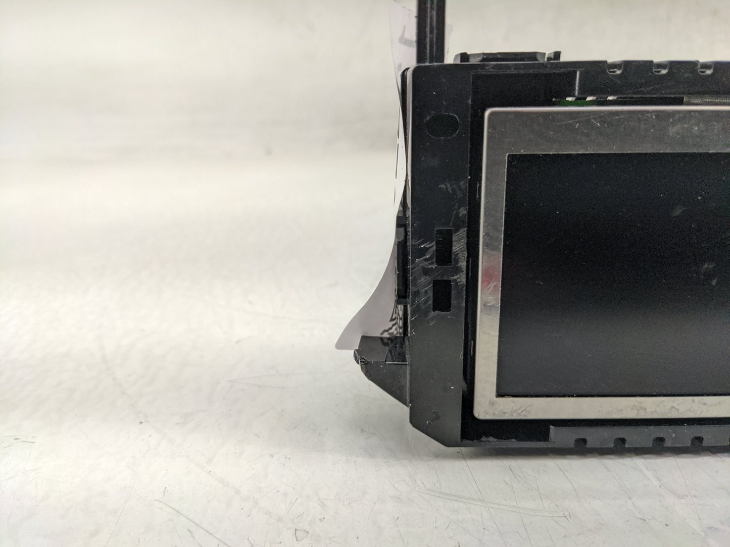 2015-2018 Ford Focus Information Display Screen - Oemusedautoparts1.com