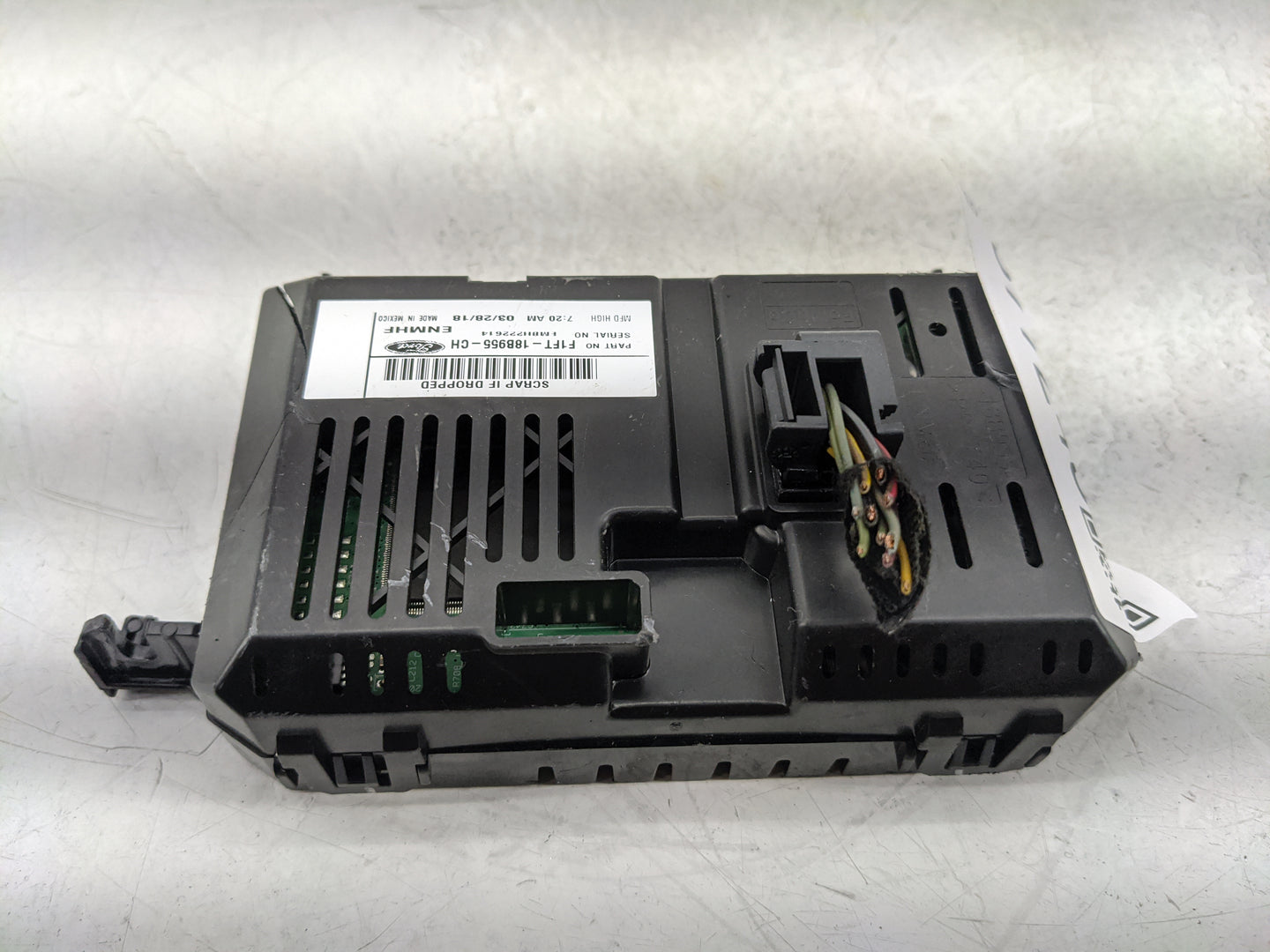 2015-2018 Ford Focus Information Display Screen - Oemusedautoparts1.com