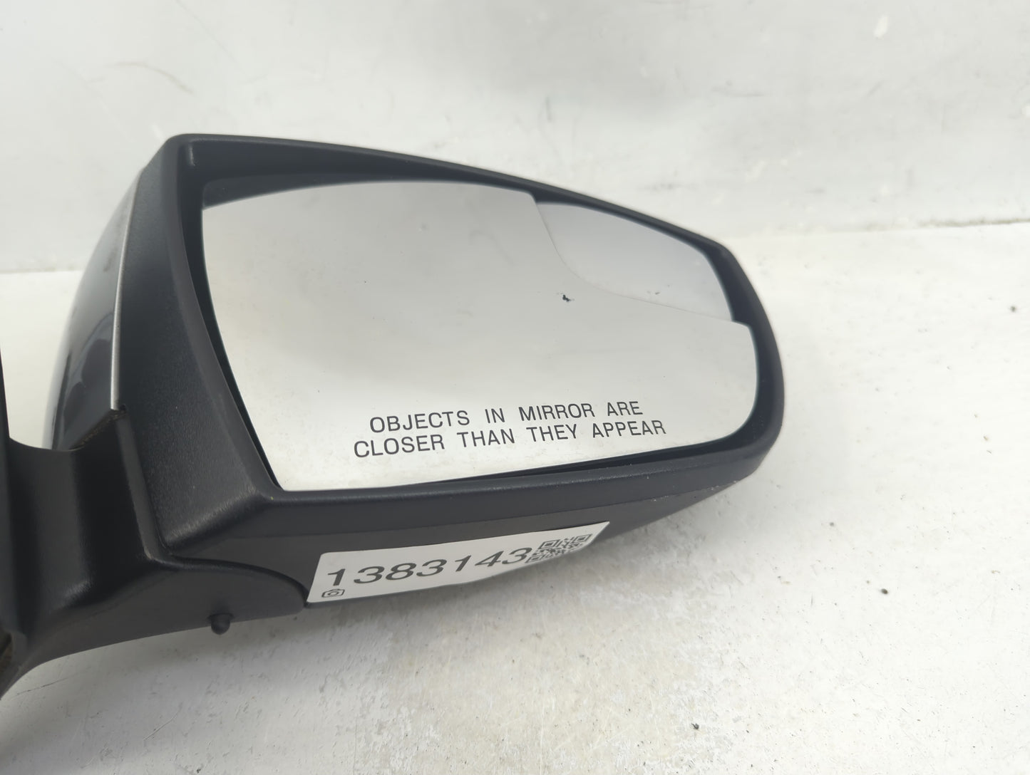 2015-2018 Ford Focus Passenger Side View Mirror - Right Door Mirror OEM Used - Oemusedautoparts1.com