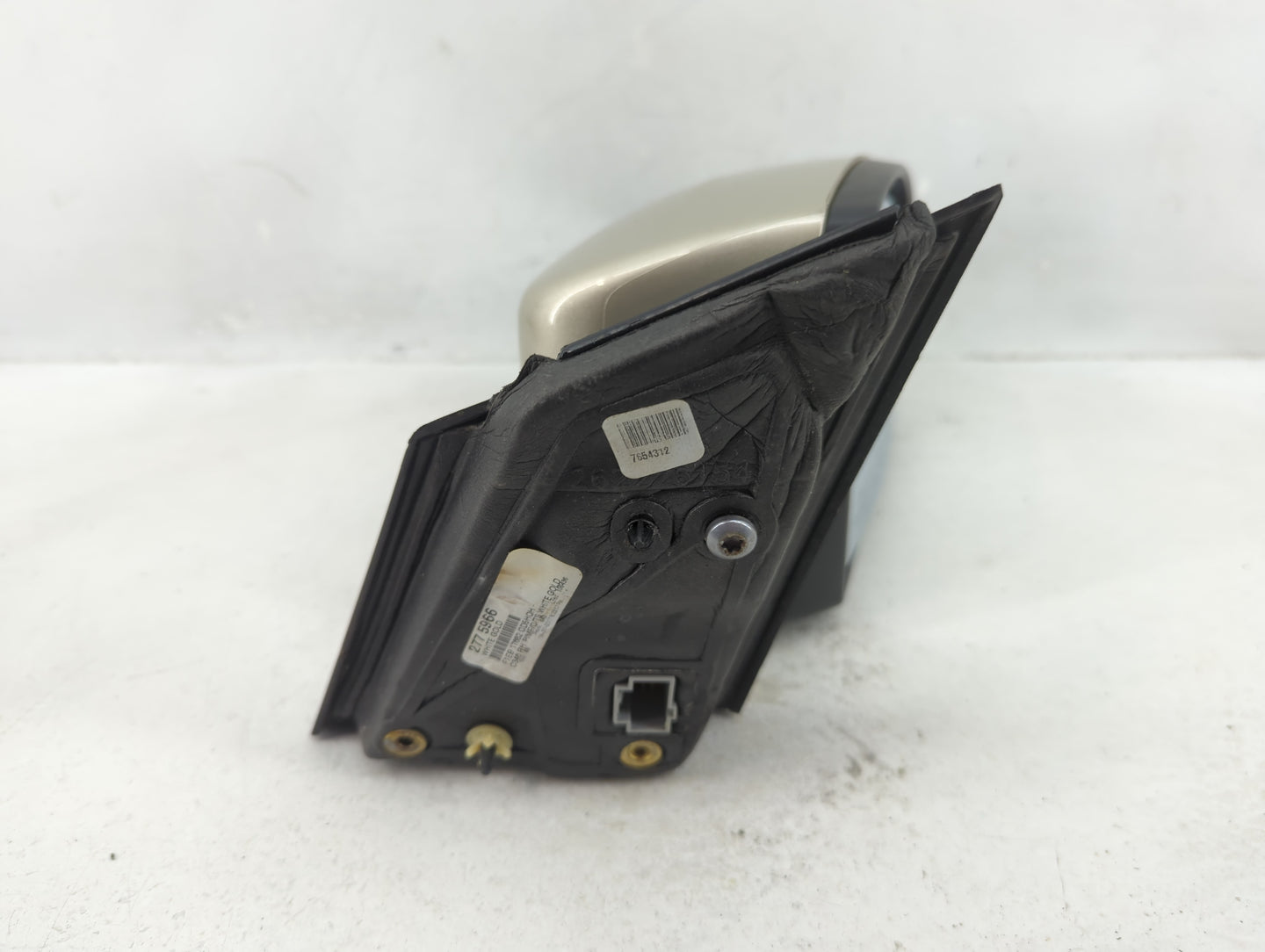 2015-2018 Ford Focus Passenger Side View Mirror - Right Door Mirror OEM Used - Oemusedautoparts1.com