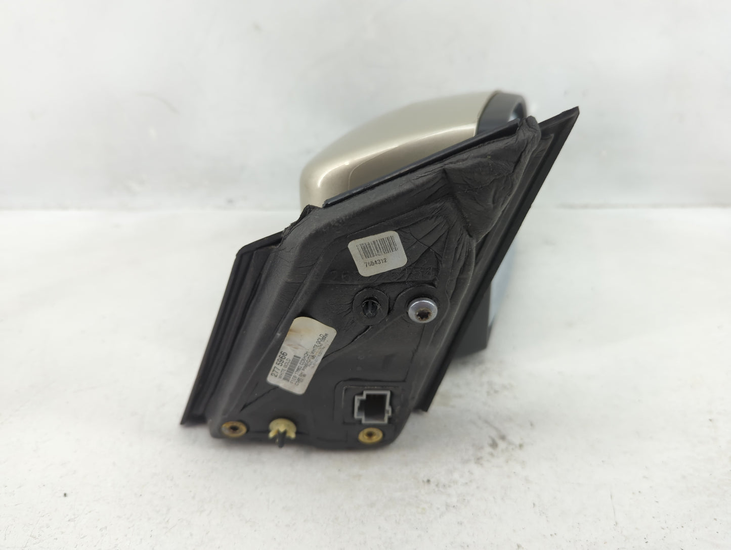2015-2018 Ford Focus Passenger Side View Mirror - Right Door Mirror OEM Used - Oemusedautoparts1.com