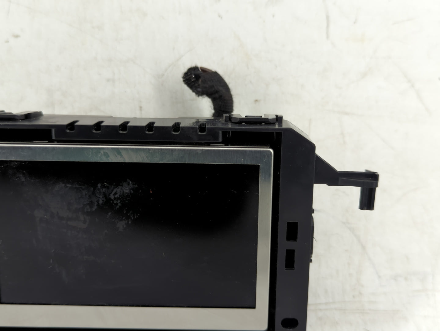 2015-2018 Ford Focus Information Display Screen - Oemusedautoparts1.com