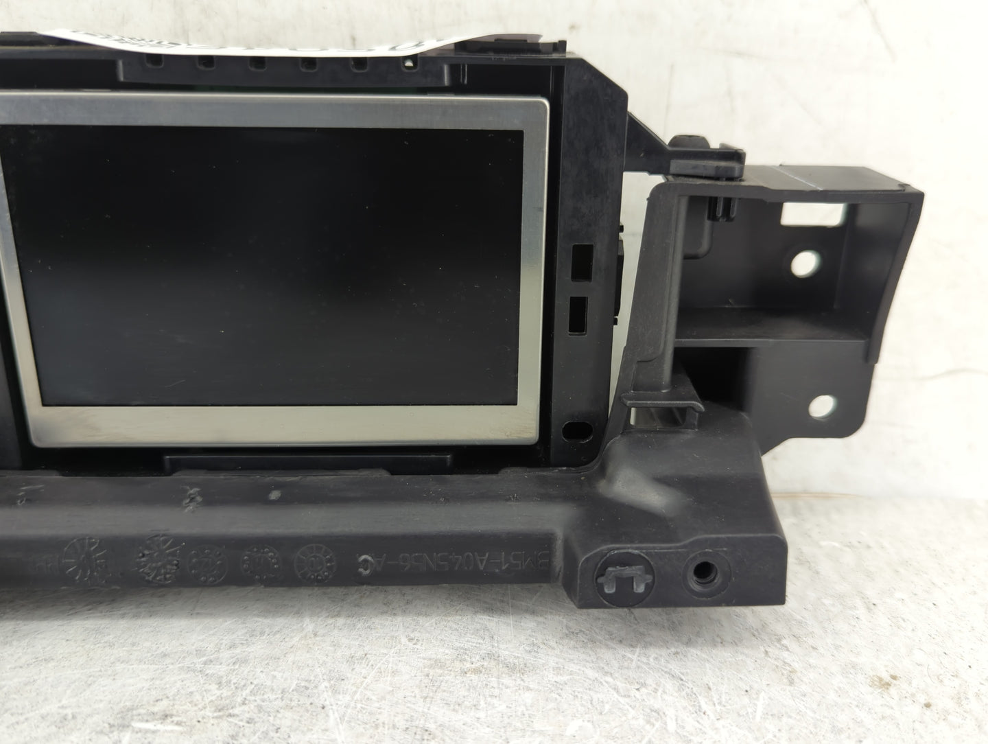 2015-2018 Ford Focus Information Display Screen - Oemusedautoparts1.com