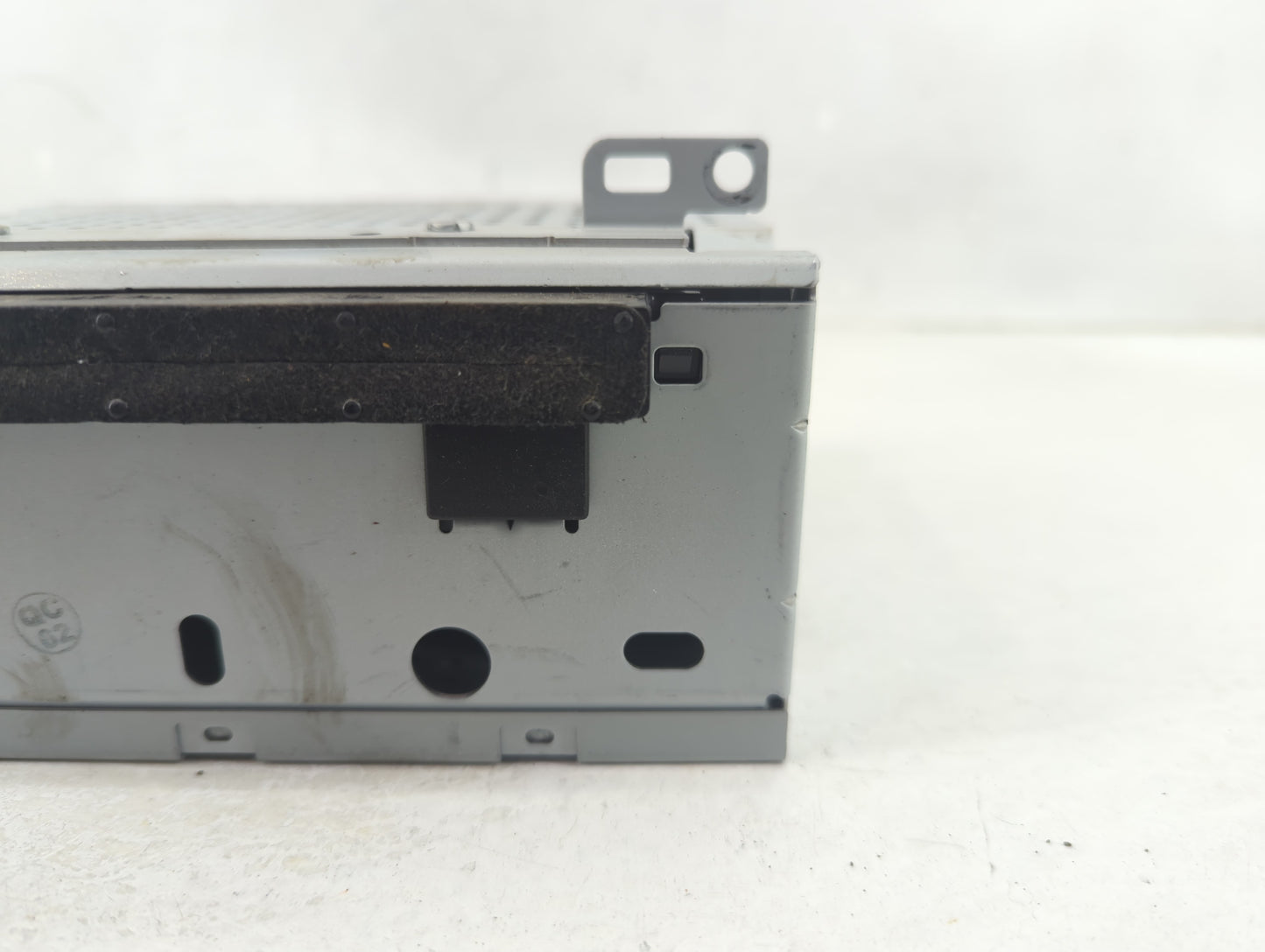 2017-2018 Ford Focus Radio AM FM Cd Player Receiver Replacement P/N:FM5T-19C107-HD Fits Fits 2017 2018 OEM Used Auto Parts -