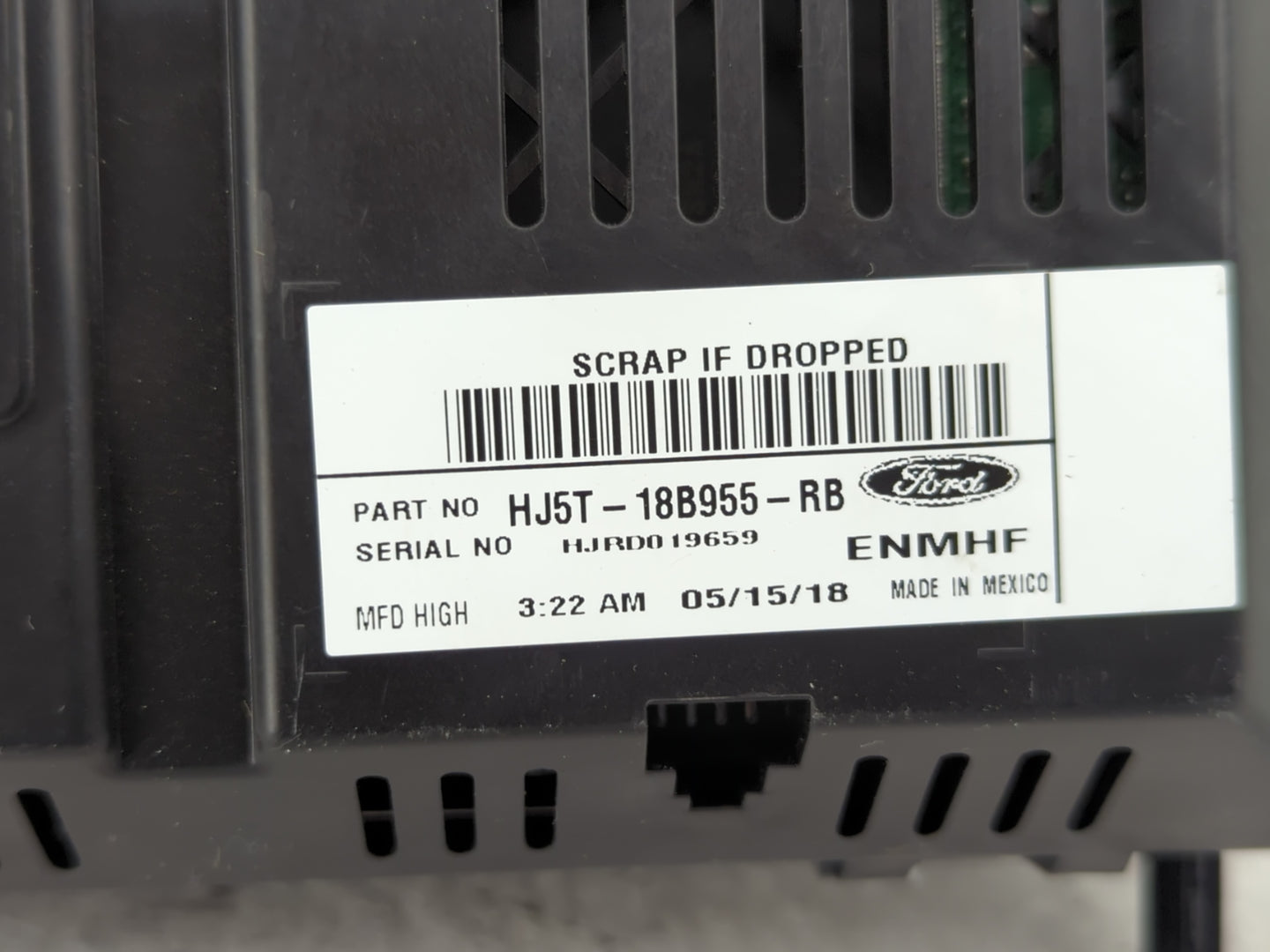 2015-2018 Ford Focus Information Display Screen - Oemusedautoparts1.com