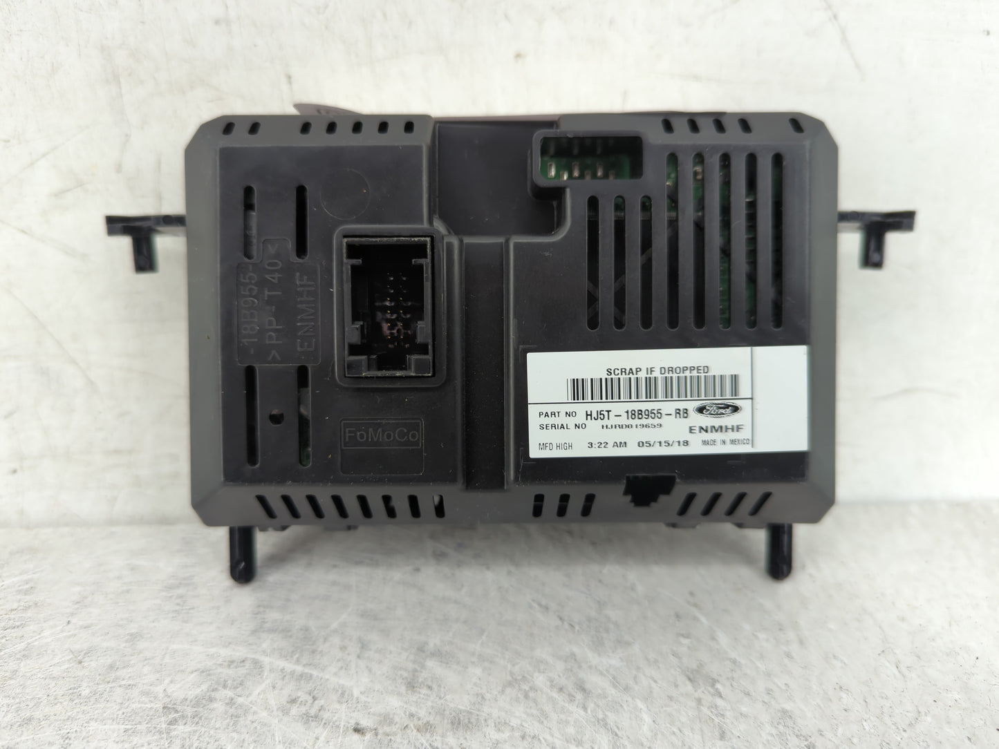 2015-2018 Ford Focus Information Display Screen - Oemusedautoparts1.com