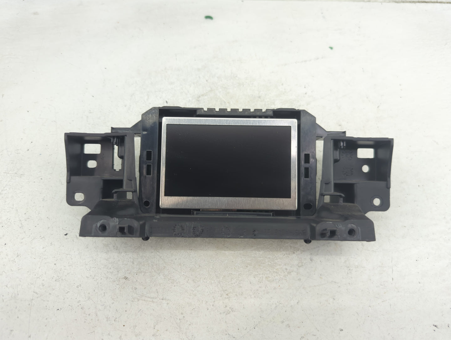 2015-2018 Ford Focus Information Display Screen - Oemusedautoparts1.com