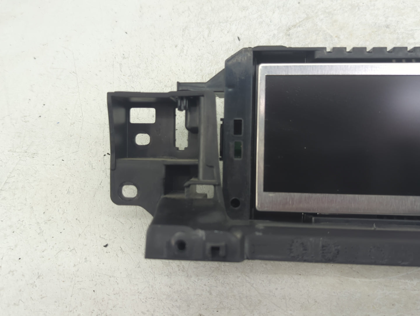 2015-2018 Ford Focus Information Display Screen - Oemusedautoparts1.com