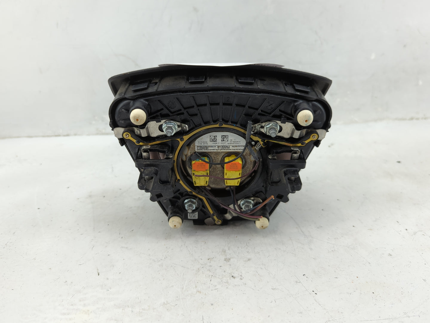2014-2018 Ford Focus Air Bag Driver Left Steering Wheel Mounted P/N:F1EB A043B13 Fits Fits 2014 2015 2016 2017 2018 OEM Used
