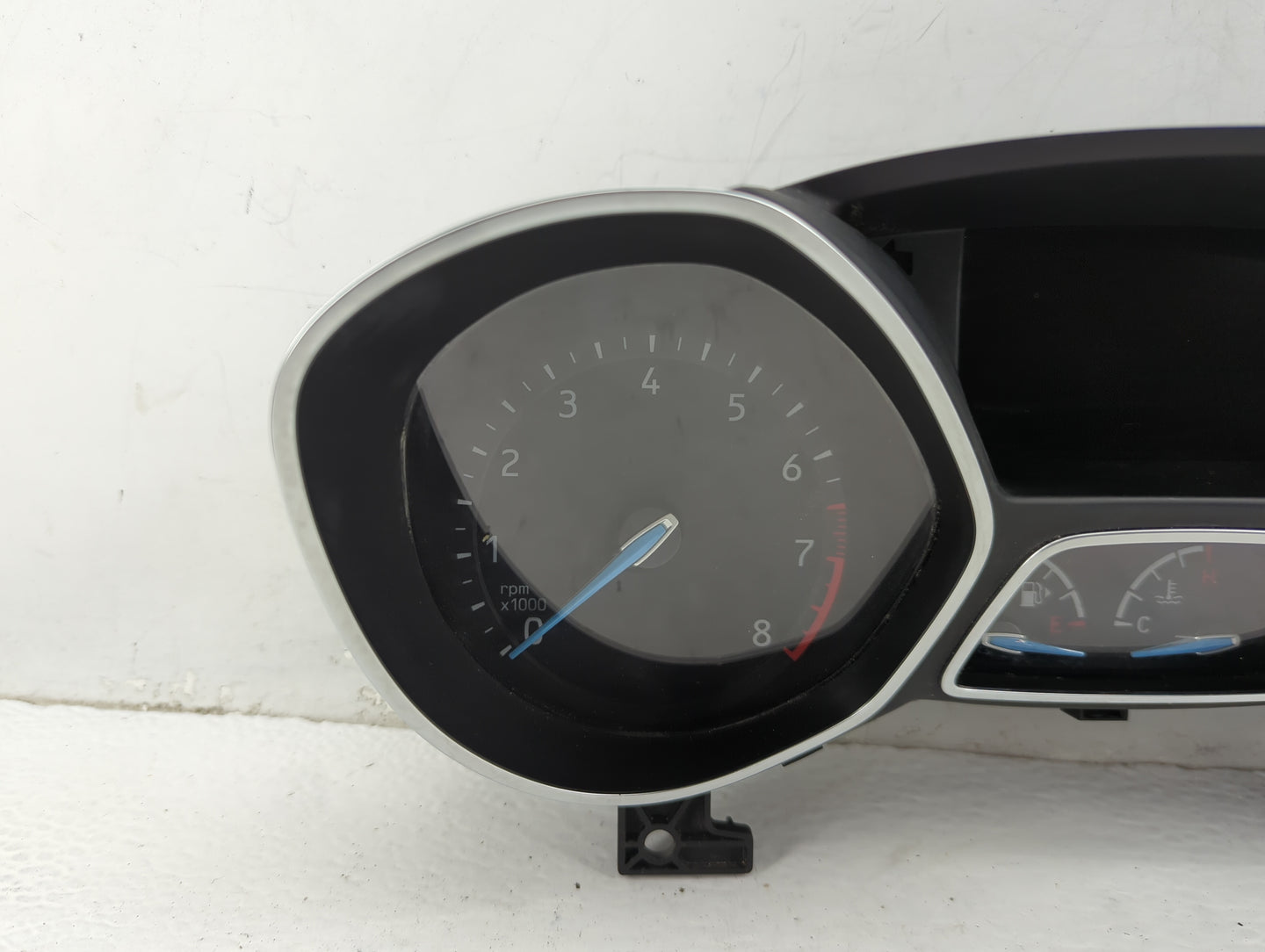 2017-2018 Ford Focus Instrument Cluster Speedometer Gauges P/N:F1ET-10849-CTN Fits Fits 2017 2018 OEM Used Auto Parts - Oemu